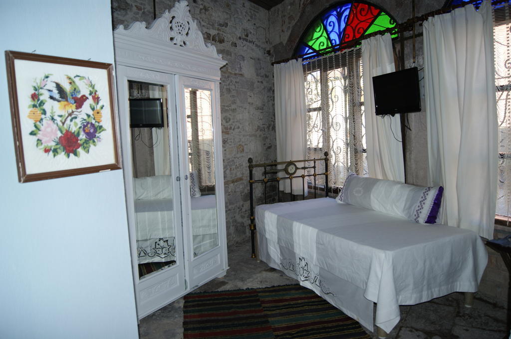 Mahzen Hotel Ayvalik Room photo