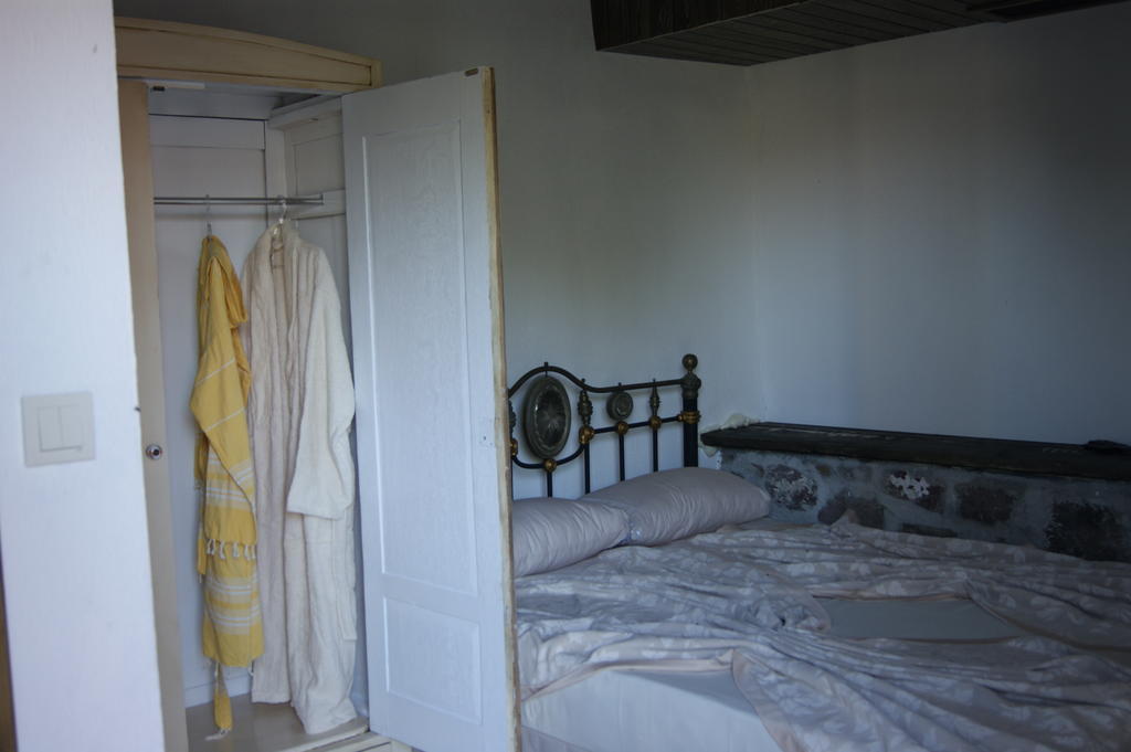 Mahzen Hotel Ayvalik Room photo